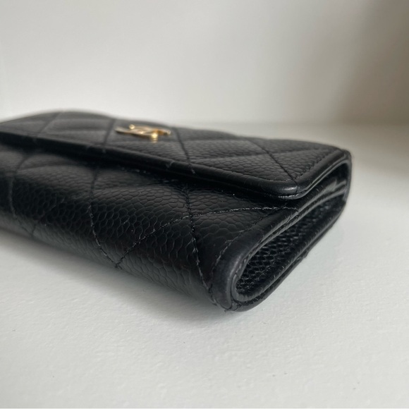 Chanel classic flap cardholder - Picture 5 of 12